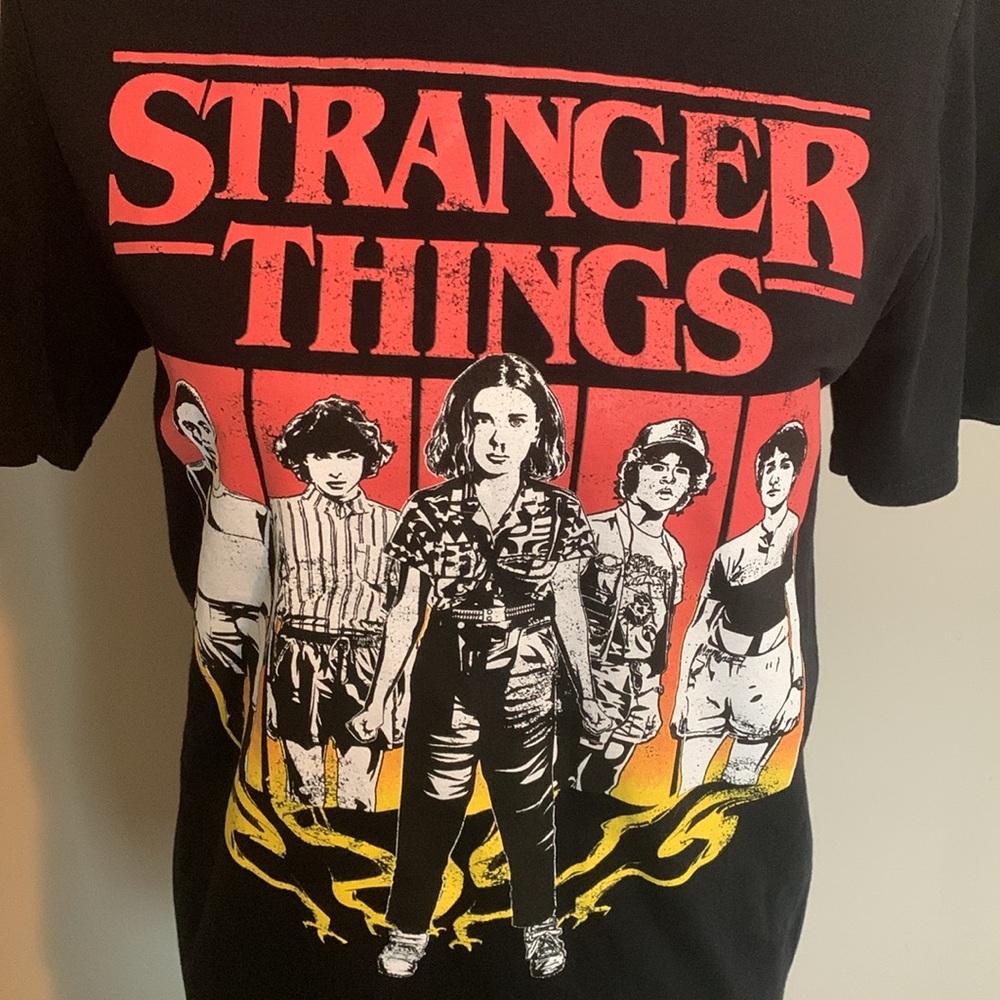 NWT Stranger Things Netflix Black Cotton Short Sleeve Tee Unisex Size Small - Picture 3 of 8